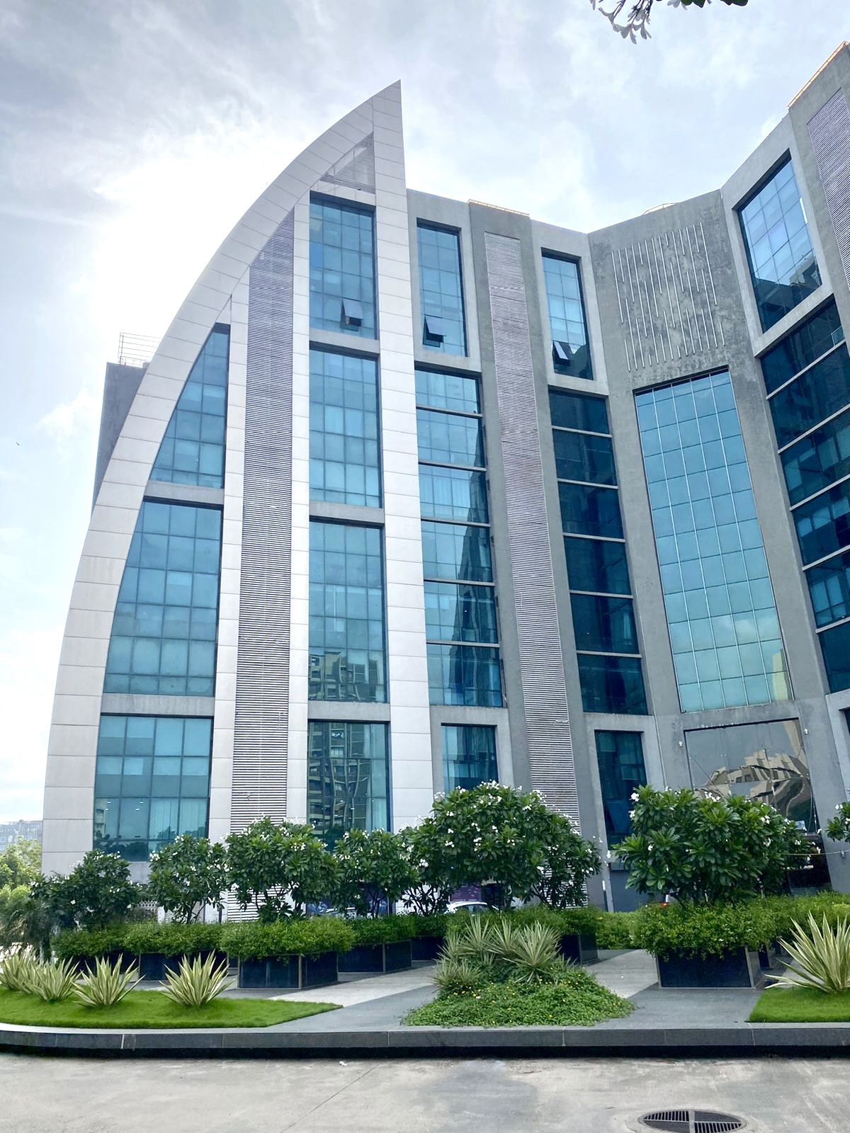 Shine Clinic building exterior